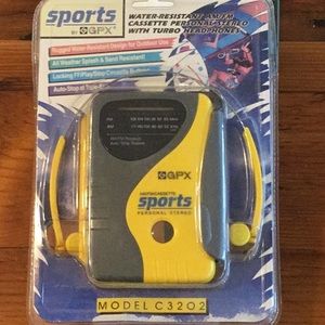 Sports by GPX Water-resistant Personal Stereo - AM/FM/Cassette (Model C3202)